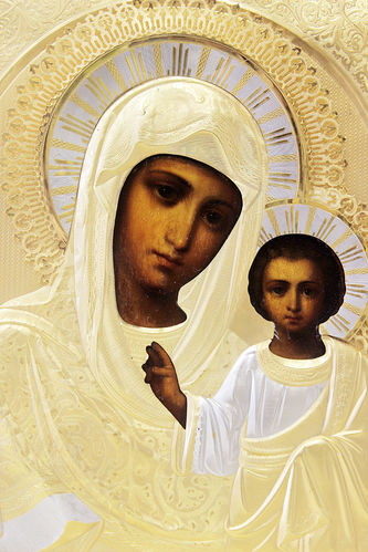 Фабрика Семена и Петра Галкиных
Старинная икона "Богоматерь Казанская" в серебряном окладе - фото 2