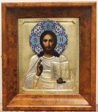 Антикварная икона "Господь Вседержитель" в окладе с эмалевым венцом - фото 5