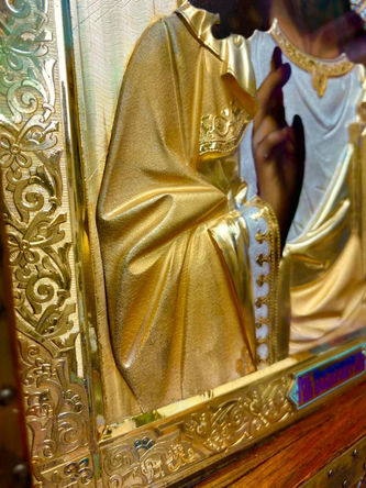 Старинная икона "Господь Вседержитель" в серебряном окладе с эмалью - фото 3