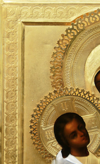 Фабрика Галкиных Семёна и Петра
Очень редкая старинная икона "Богоматерь Холмская" в серебряном окладе - фото 3