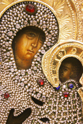 Старинная икона "Богоматерь Тихвинская" в окладе с камнями и бисером - фото 2