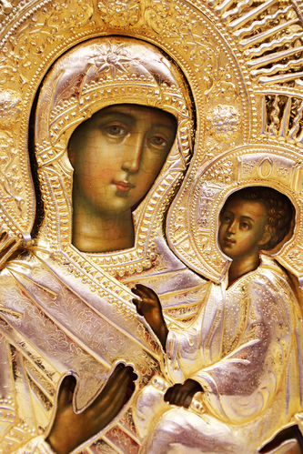 Старинная икона "Богоматерь Тихвинская" в окладе с цветочным декором - фото 2