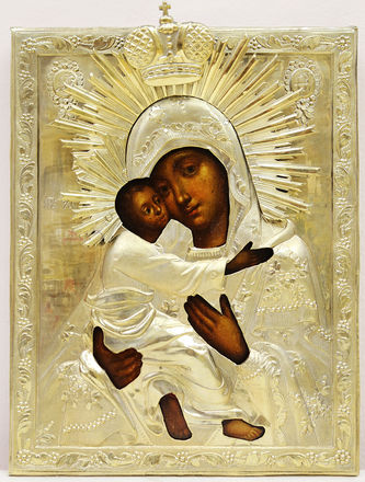 Антикварная икона "Богоматерь Владимирская" в окладе с короной