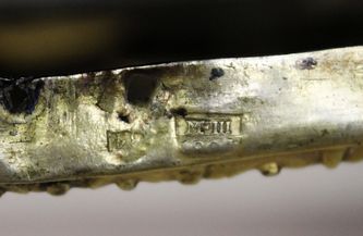 Старинная икона "Святой Николай Чудотворец" в серебряном окладе - фото 5