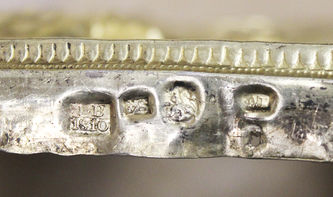 Старинная икона "Николай Чудотворец в окладе - фото 5