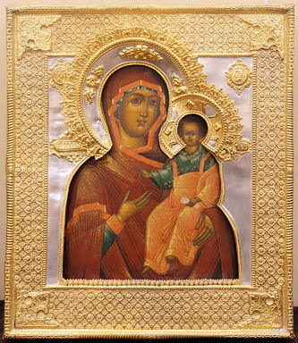 Серебряных дел мастер Зайцев Иван
Старинная икона "Смоленская Божья Матерь" в окладе и киоте