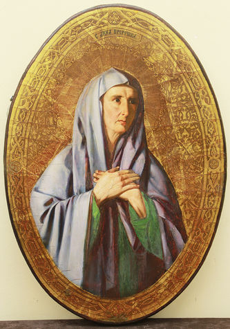 Старинная овальная икона "Святая Анна Пророчица"