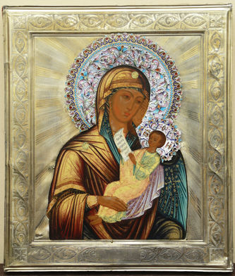 Старинная икона Богоматери "Утоли мои печали" в окладе с эмалевым венцом