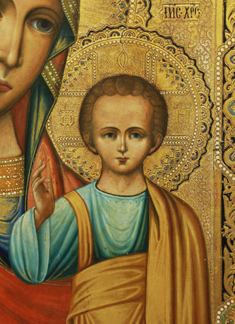 Старинная храмовая икона "Богоматерь Казанская" с орнаментом на золотом фоне - фото 3