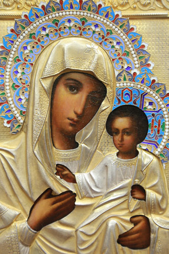 Фабрика Семена и Петра Галкиных
Старинная икона "Богоматерь Иверская" в окладе с эмалью - фото 2