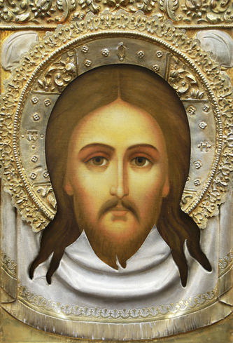 Фабрика Семена и Петра Галкиных
Старинная икона "Спас на убрусе" в серебряном окладе - фото 2